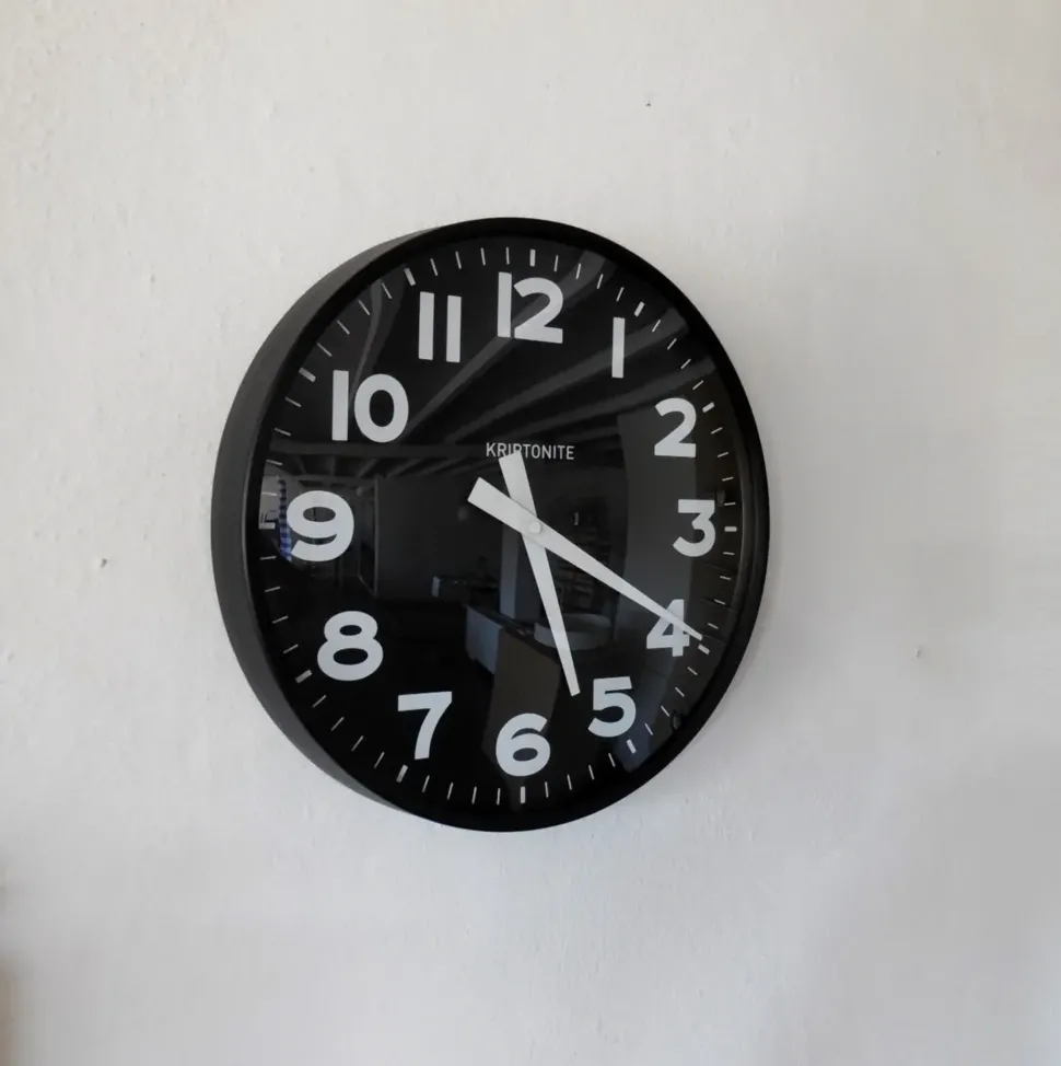 Oggettistica design Orologi da parete kriptonite di Kriptonite a prezzo scontato