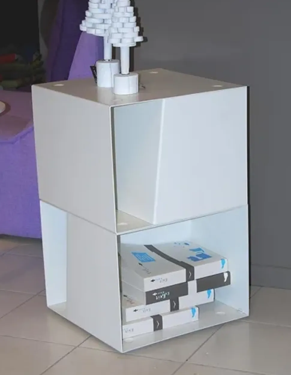 Oggettistica in laccato opaco Stay libreria Jesse a prezzo Outlet