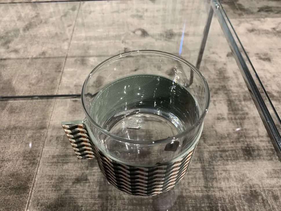 Oggettistica Leather pot di Poltrona frau scontata