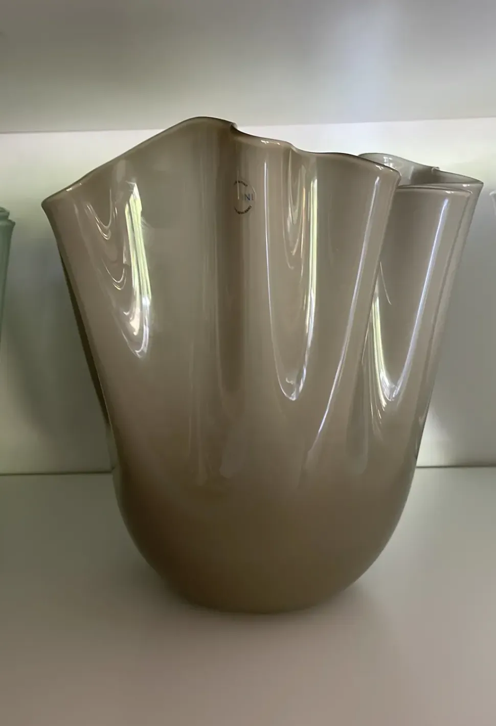 Oggettistica modello Venini fazzoletto opalino rosso di Venini in offerta