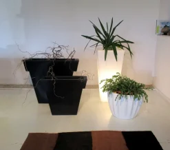 Oggettistica Slide Il vaso slide design in OFFERTA OUTLET