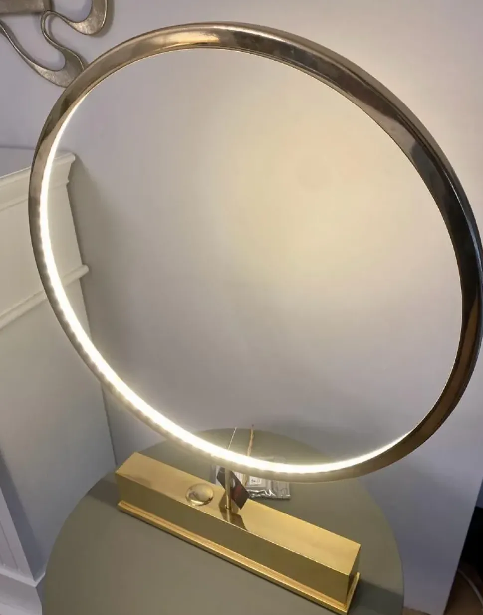 O.table Artigianale: Lampada da tavolo in metallo, Offerta Outlet!