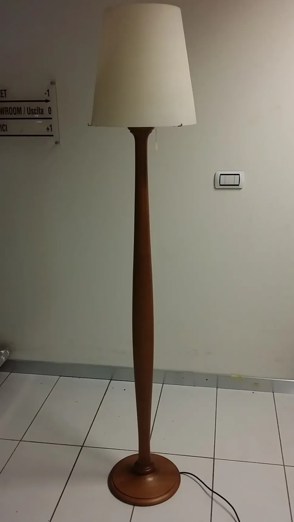 Outlet lampada da terra Interni Luce