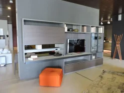 Parete attrezzata 505 di Molteni & c scontata del 40%