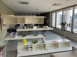 Parete attrezzata Air storage del brand Lago con un ribasso esclusivo