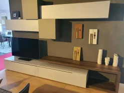 Parete attrezzata Atlante 2022 Tomasella in stile design a prezzo ribassato