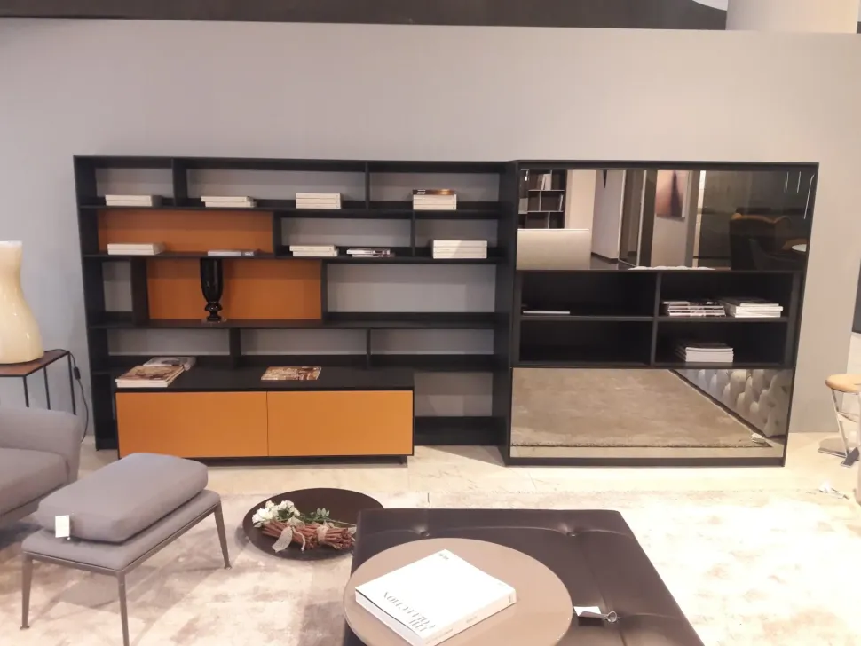 Parete attrezzata B&b in laccato opaco in Offerta Outlet