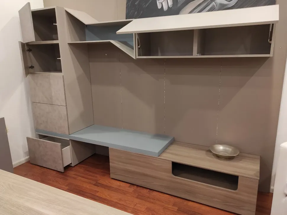 Parete attrezzata Day della firma Orme con un ribasso esclusivo