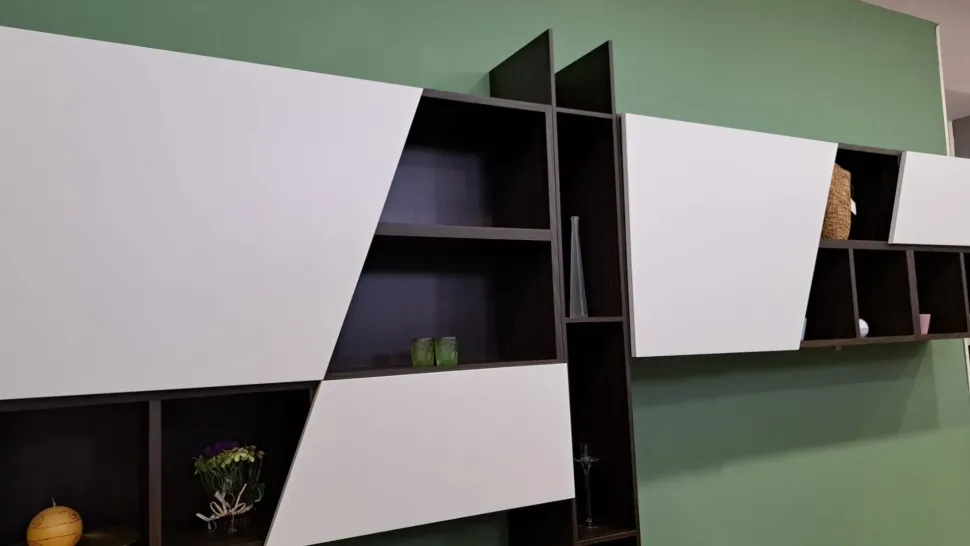 Parete attrezzata Expo di Giessegi scontata del 50%