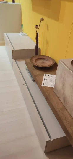 Parete attrezzata Horizon di Mobilgam scontata del 45%