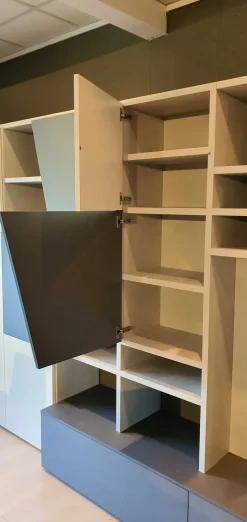 Parete attrezzata in stile design Diagonal 2020 di Tomasella in Offerta Outlet