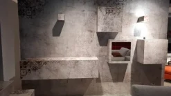 Parete attrezzata in stile design Momenti  di Artigianale in Offerta Outlet