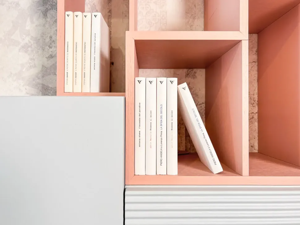 Parete attrezzata in stile moderna Parete tv di Devina nais a prezzo Outlet