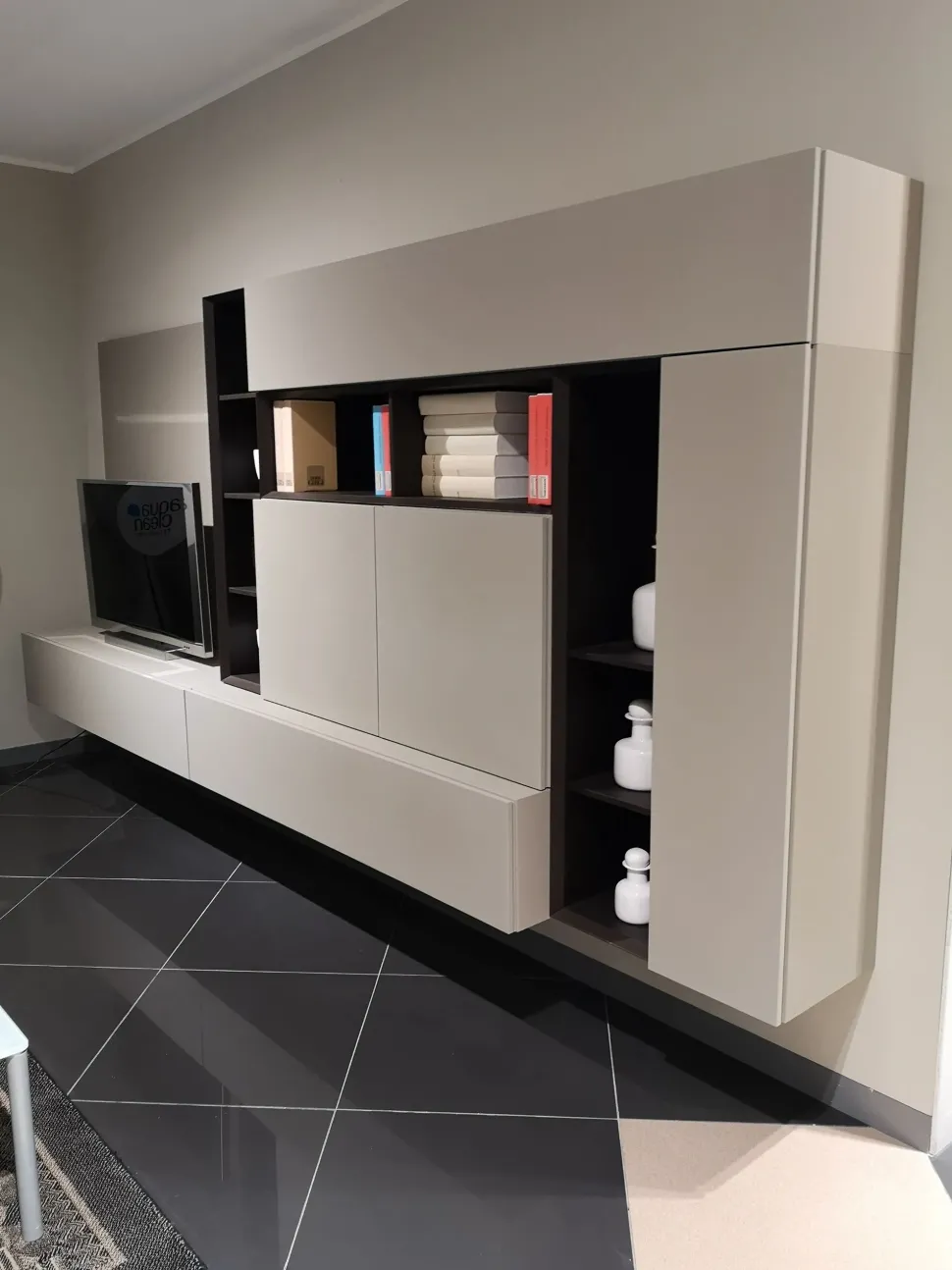 Parete attrezzata in stile moderno People di Pianca in Offerta Outlet