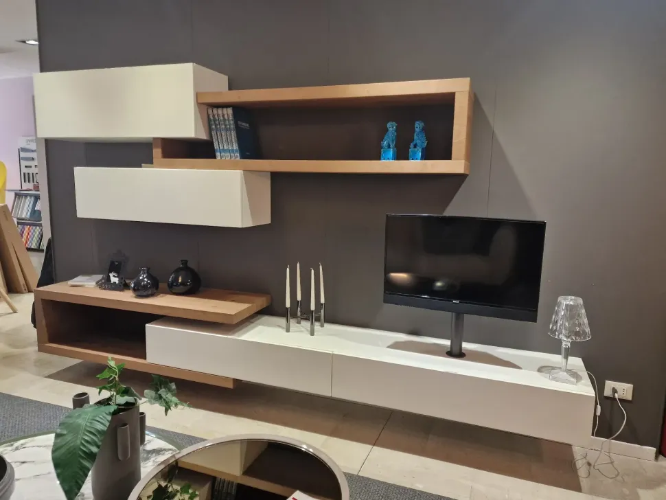 Parete attrezzata Lampo di Sangiacomo scontata del 30%