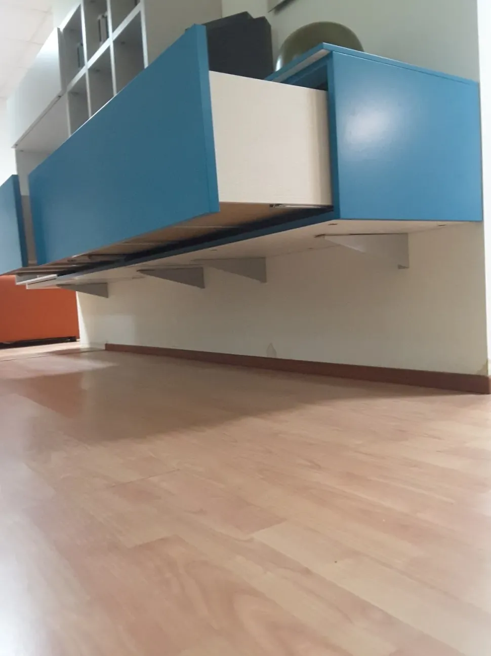 Parete attrezzata Living system di Novamobili scontata del 70%