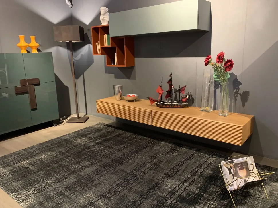 Parete attrezzata modello Composizione zero.16 di Devina nais: richiedi il prezzo