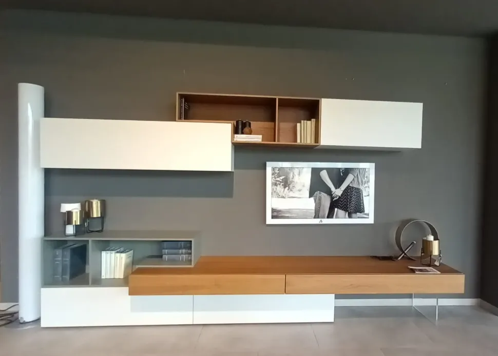 Parete attrezzata Parete soggiorno lampo Sangiacomo in stile moderna a prezzo ribassato