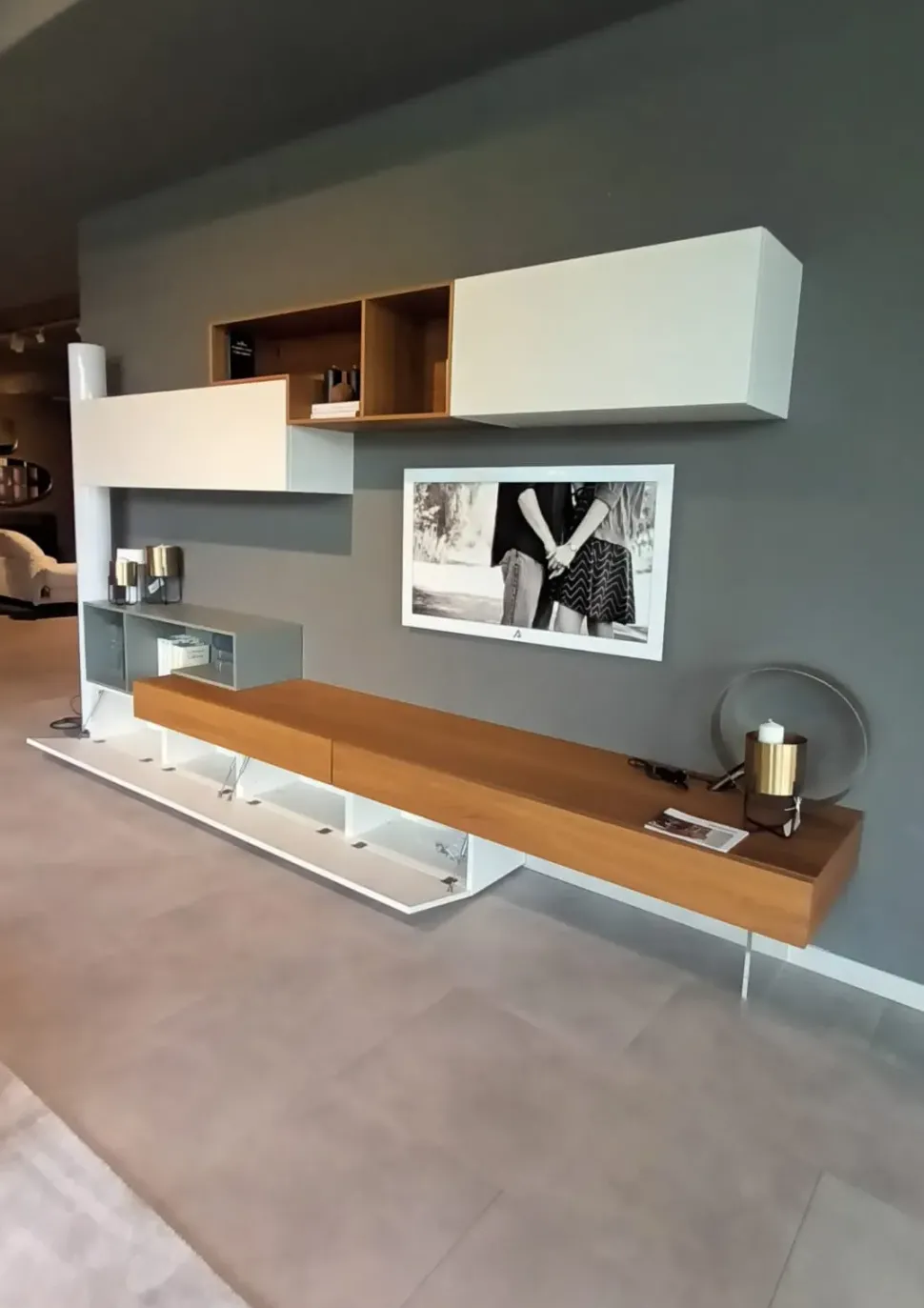 Parete attrezzata Parete soggiorno lampo Sangiacomo in stile moderna a prezzo ribassato