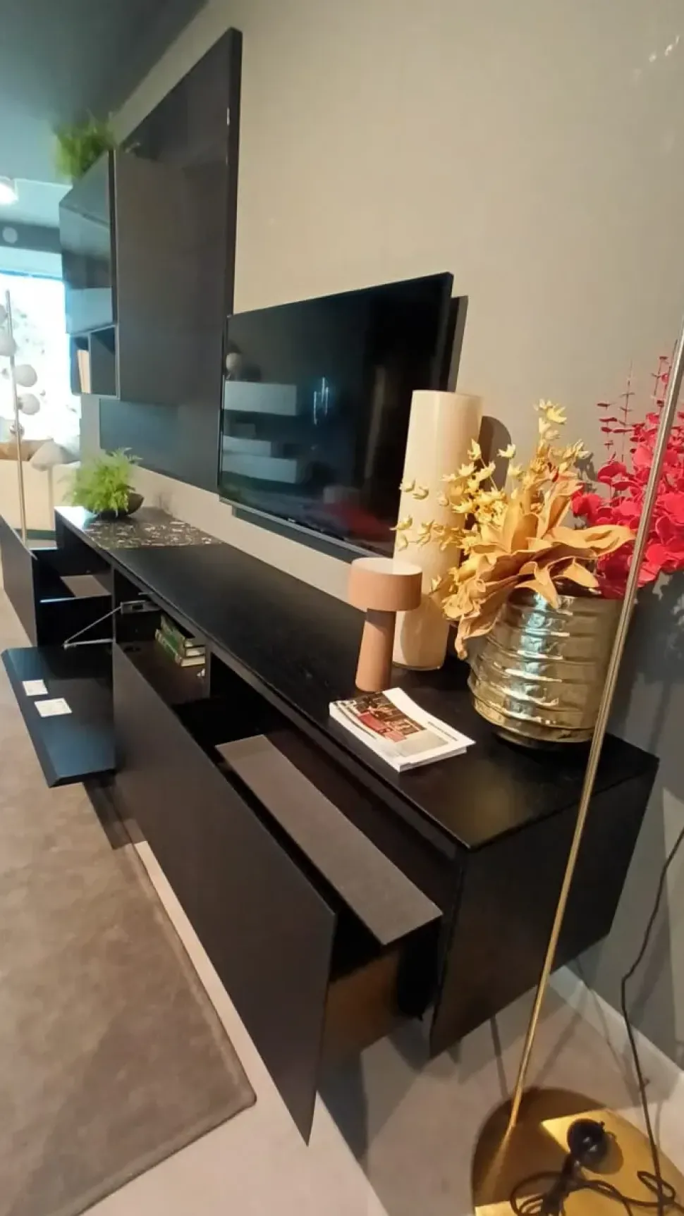 Parete attrezzata Parete soggiorno quid Poliform in stile moderna a prezzo ribassato