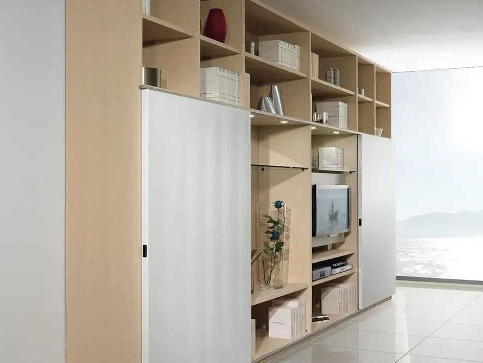 Parete attrezzata Parete-attrezzata mod.delo in tamburato scontata del 30% della marca F.lli elli con un ribasso esclusivo