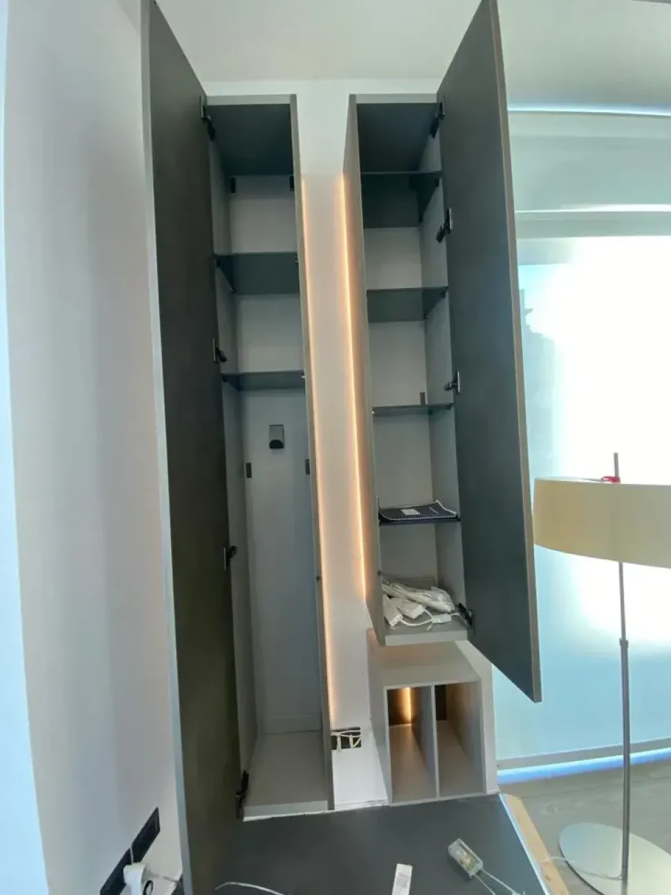 Parete attrezzata Pilastro wallover di caccaro di Caccaro scontata del 40%