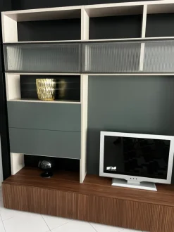 Parete attrezzata Rays di Novamobili scontata del 17%