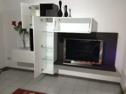 Parete attrezzata Rossetto arredamenti in laccato opaco Parete twin a prezzo Outlet