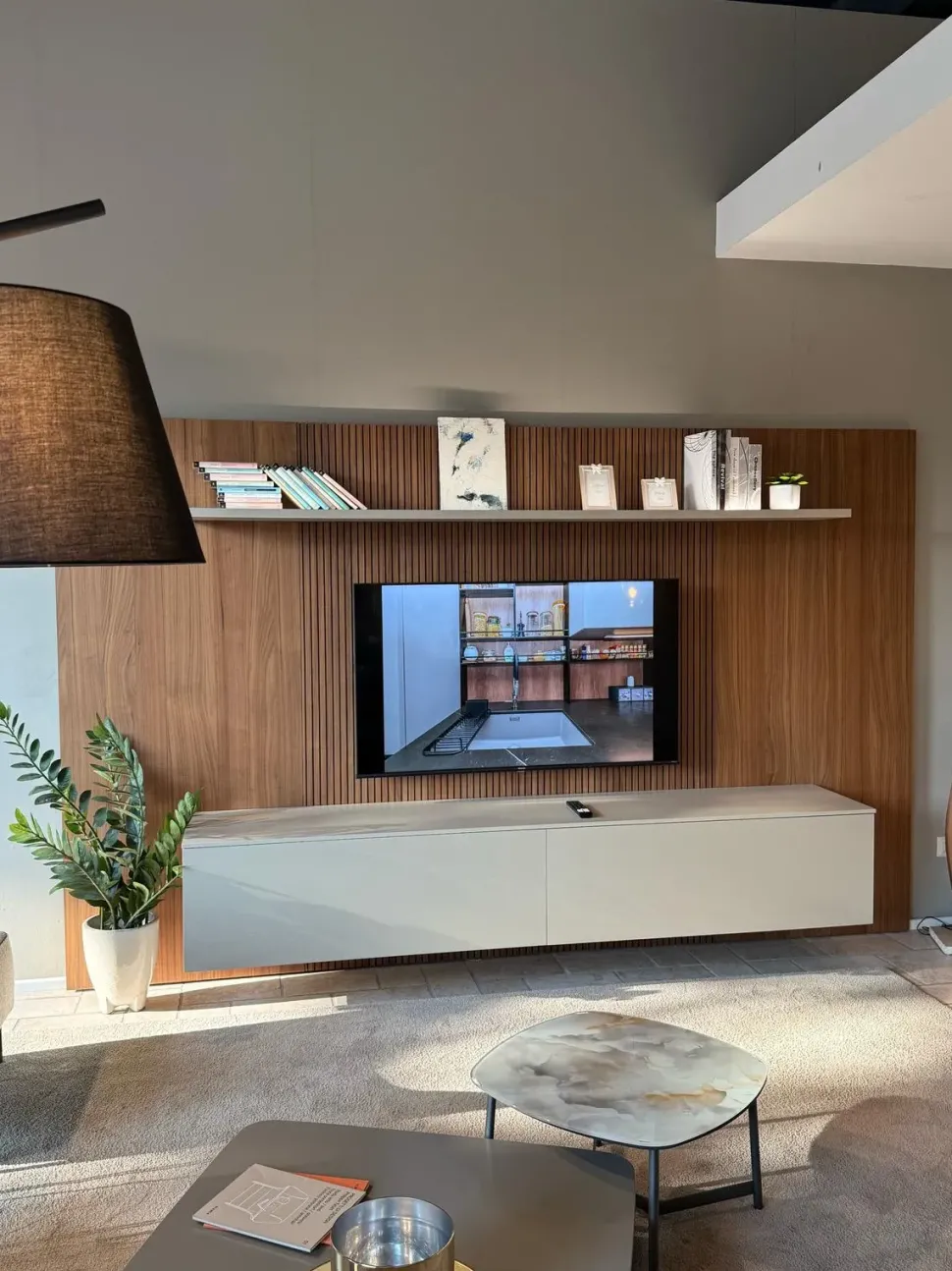 Parete attrezzata Soggiorno boiserie Pianca in stile design a prezzo ribassato