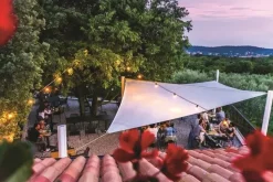 Pergotenda modello Velora giulio barbieri Artigianale a prezzo scontato