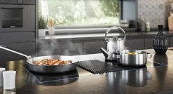 Piano cottura Aspirante 80 cm nz84t9747uk della marca Samsung a prezzo Outlet