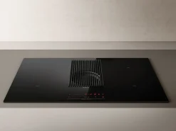 Piano cottura di ottima fattura di Elica modello Nikolatesla prime SCONTATO