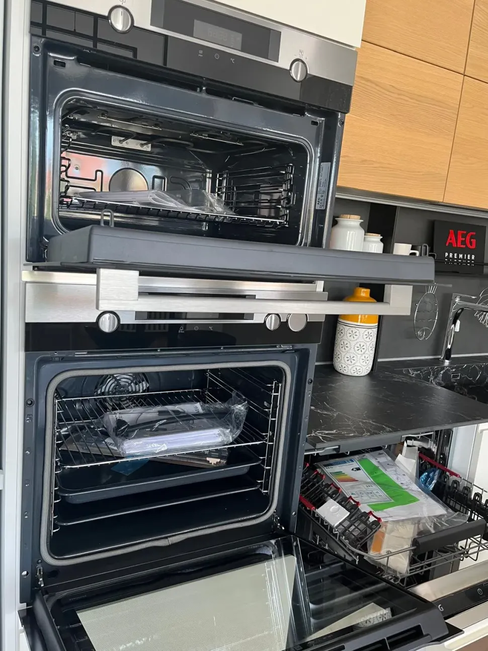 Piccoli apparecchi elettrici Aeg: Set elettrodomestici a prezzi convenienti