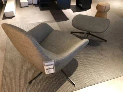 Poltrona con poggiapiedi Kent  Zanotta a prezzo scontato