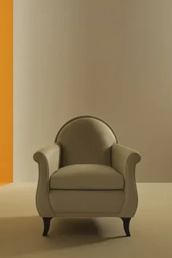 Poltrona con seduta fissa Lyra Poltrona frau a prezzo scontato