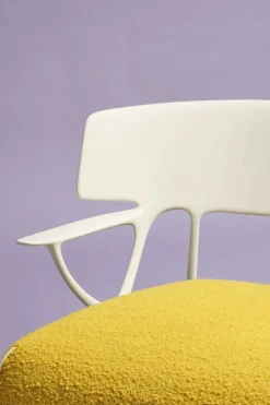 Poltrona con seduta fissa A.i. lounge Kartell a prezzo Outlet