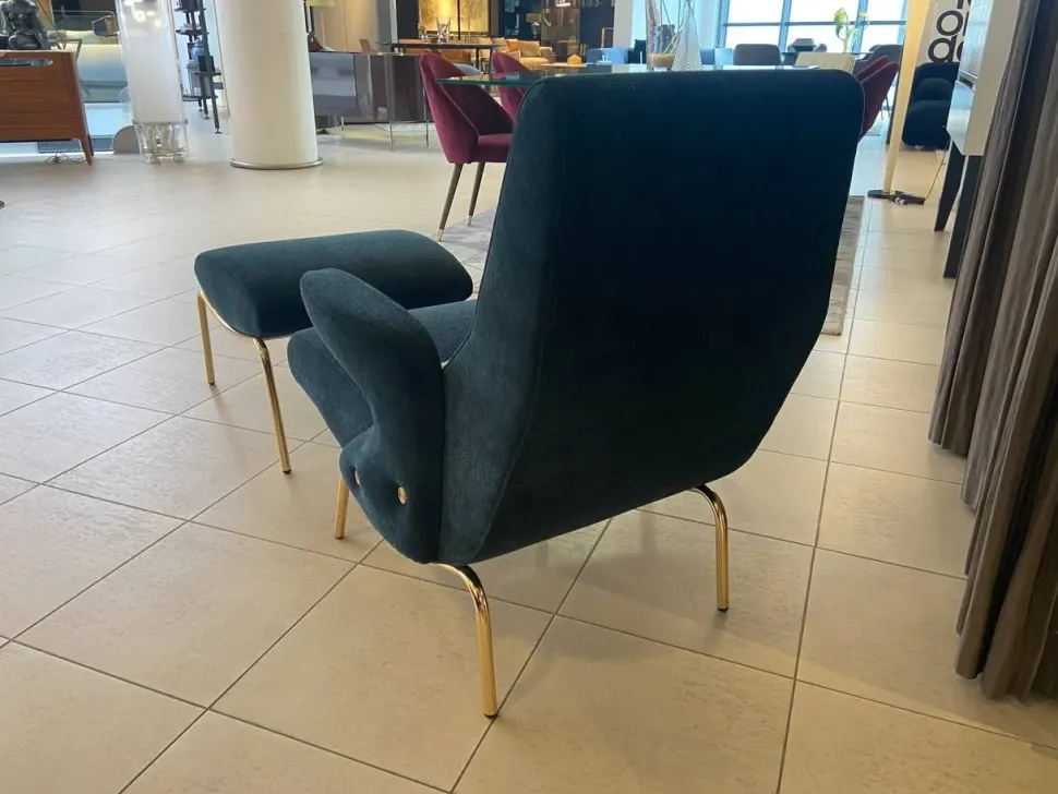 Poltrona con seduta fissa Delfino Arflex a prezzo scontato