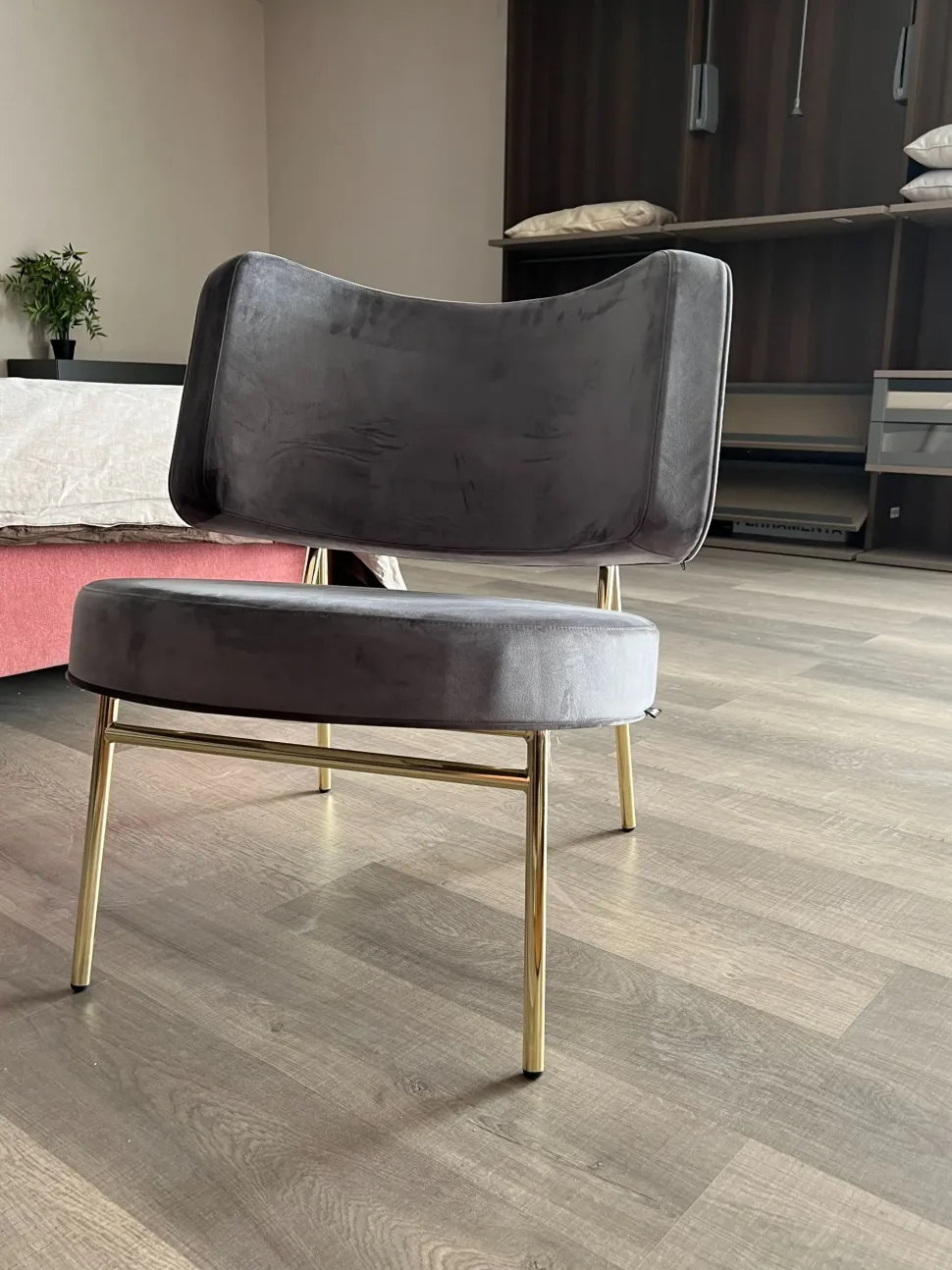 Poltrona con seduta fissa Coco Calligaris a prezzo scontato approfittane ora!