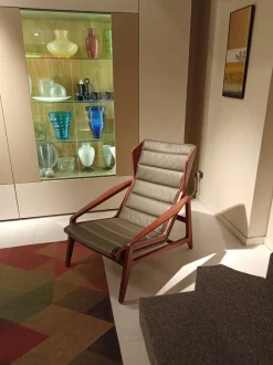 Poltrona con seduta fissa D.156.3 gio ponti Molteni & c in Offerta Outlet