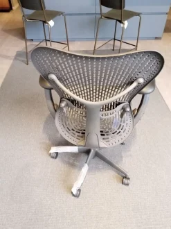 Poltrona da ufficio Mirra in metallo Hermann miller in Offerta Outlet