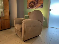 Poltrona in Pelle Vanity fair limited edition Poltrona frau a prezzo Outlet