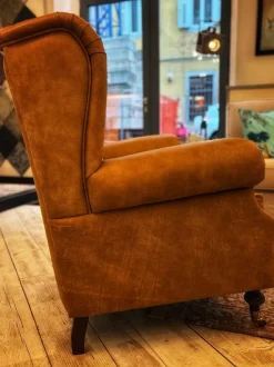 Poltrona in stile classica Poltrona in pelle capitonnè Epòque in Offerta Outlet