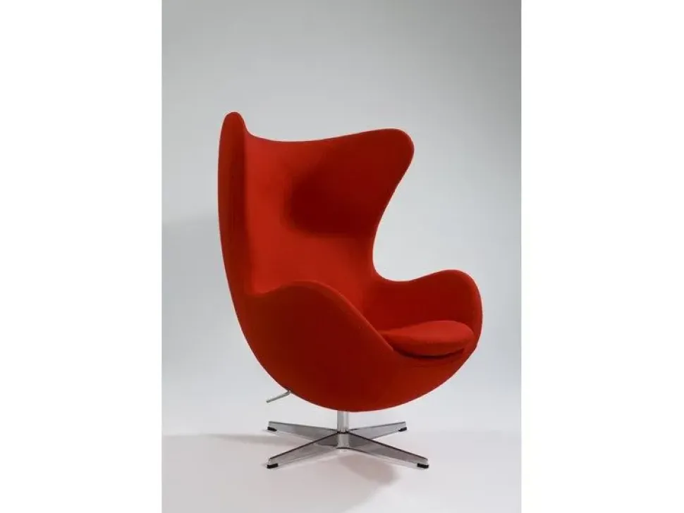 Poltrona Jacobsen egg Artigianale in Pelle SCONTATA