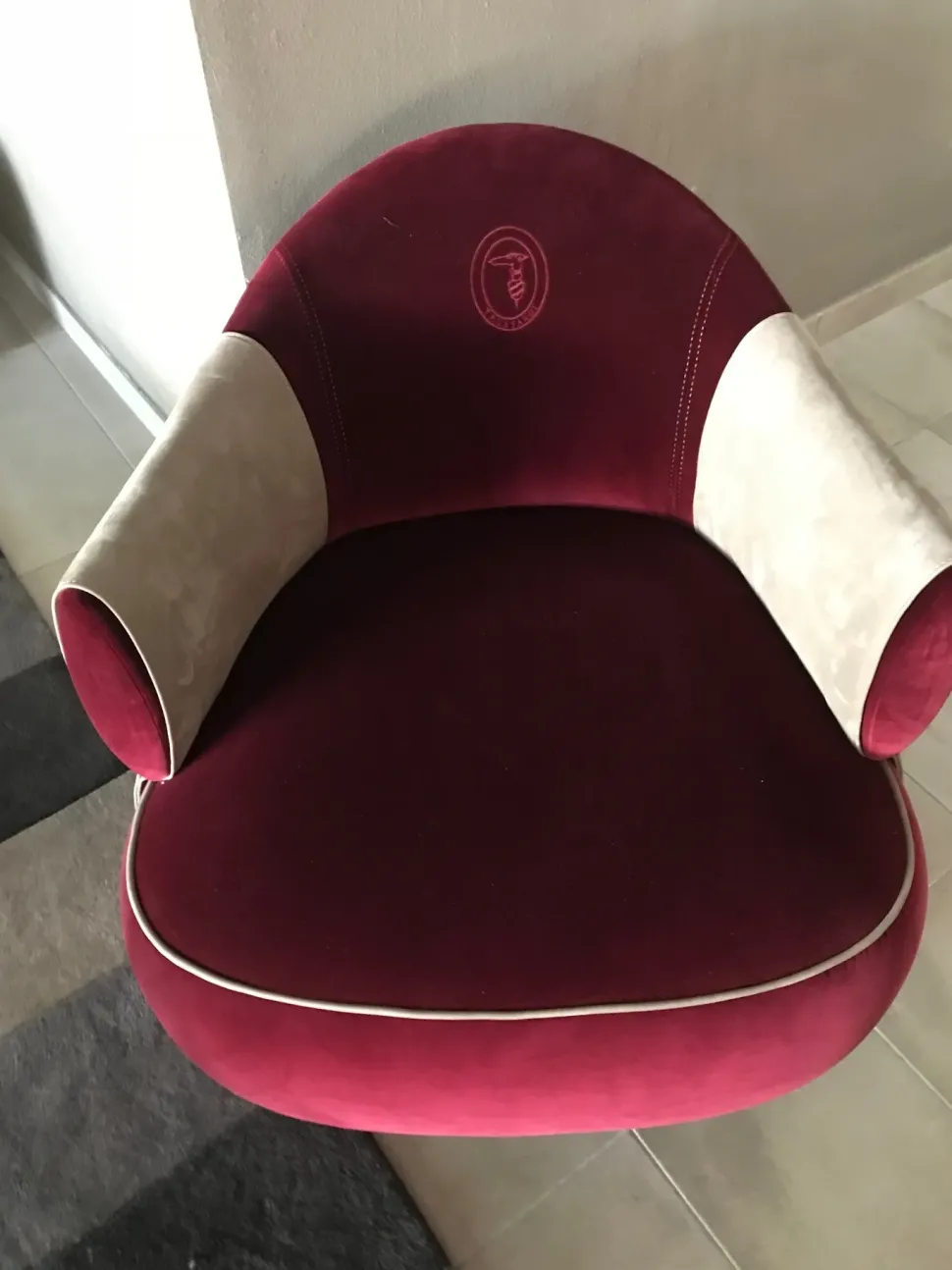 Poltrona Larzia Trussardi a PREZZO OUTLET