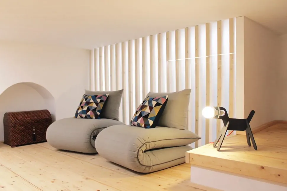 Poltrona letto con seduta estraibile Chama_armchair Lago in Offerta Outlet