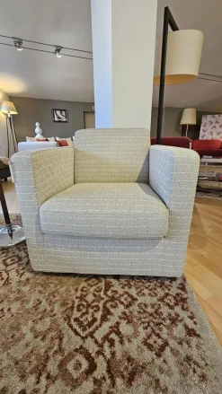 Poltrona modello Giorgy Divanidea ad un prezzo conveniente