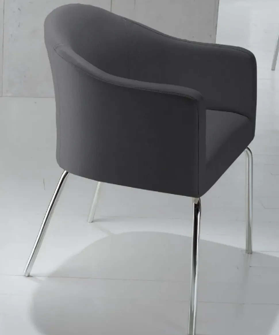 Poltrona modello Moon La seggiola a prezzi outlet