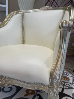 Poltrona modello Sissi Cantori ad un prezzo vantaggioso