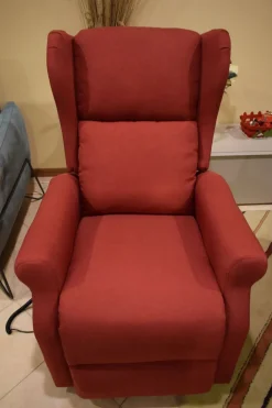 Poltrona modello Sissi Collezione esclusiva ad un prezzo imperdibile