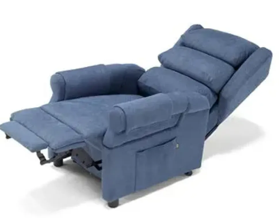 Poltrona Nuvola con movimento relax a marchio Egoitaliano con uno sconto imperdibile